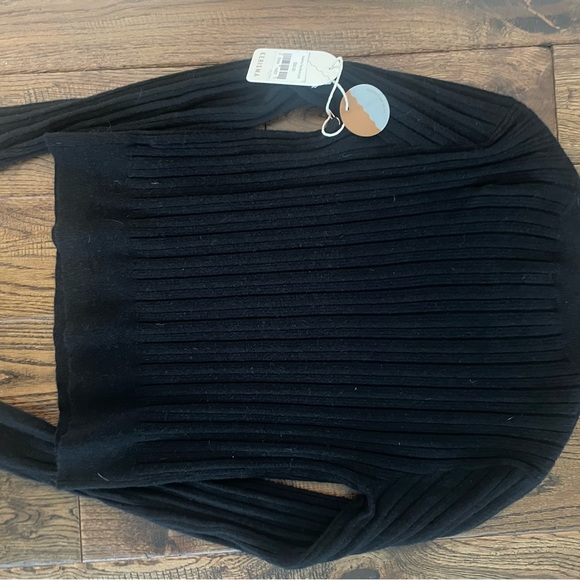 KERISMA Arabella black sweater size S/M - Picture 6 of 6